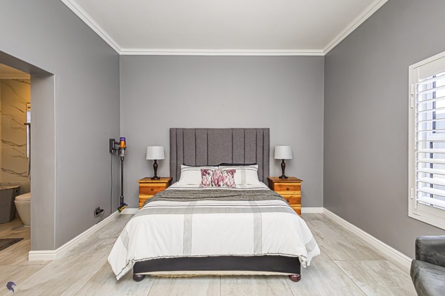 3 Bedroom Property for Sale in Calypso Beach Western Cape